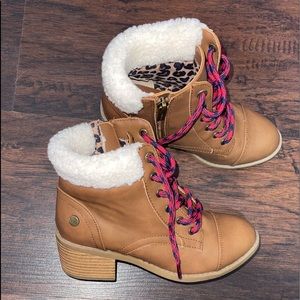 Never worn girls Nine West shoes size 1